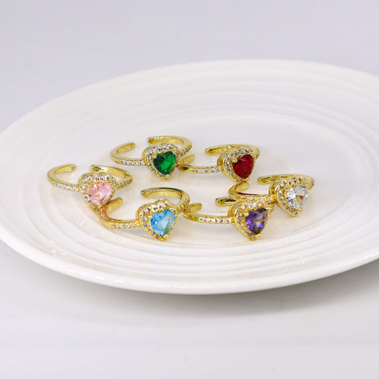 Anillo Dorado con Corazon